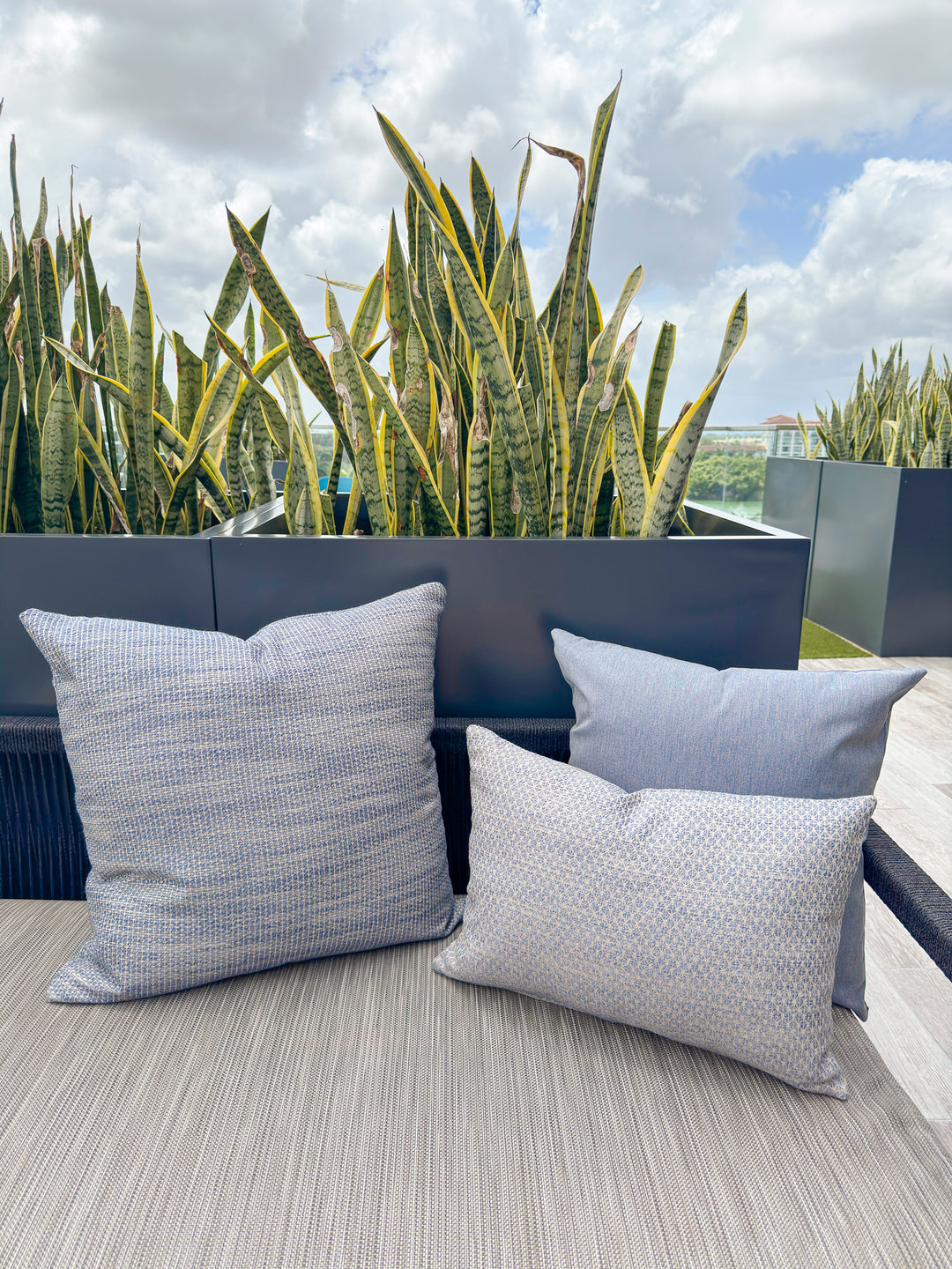 Outdoor throw cushions best sale